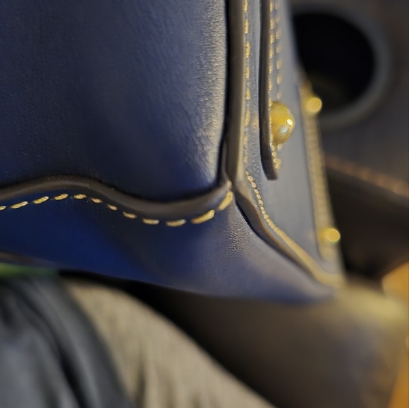 Dooney & Bourke purse - Picture 14 of 16